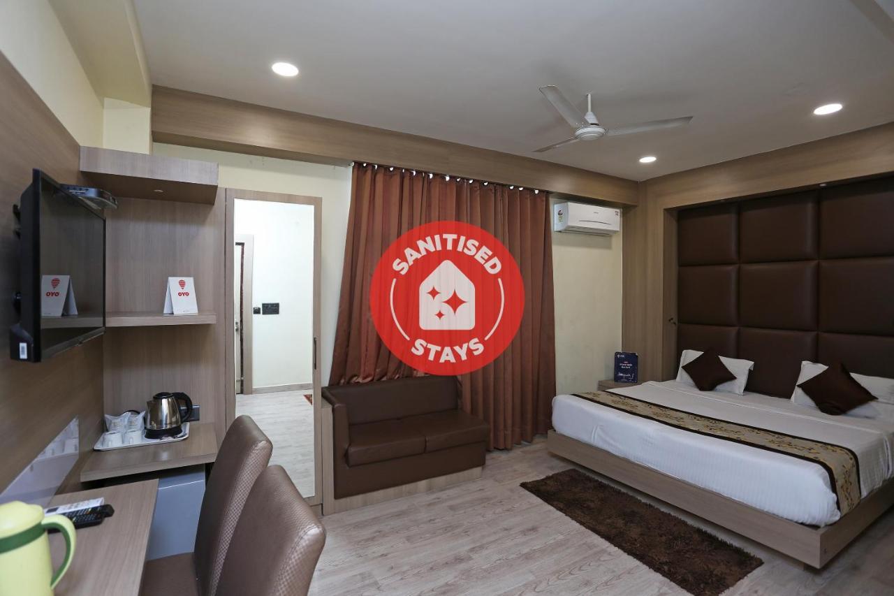 Capital O 5663 Gs Inn Chinhat Esterno foto